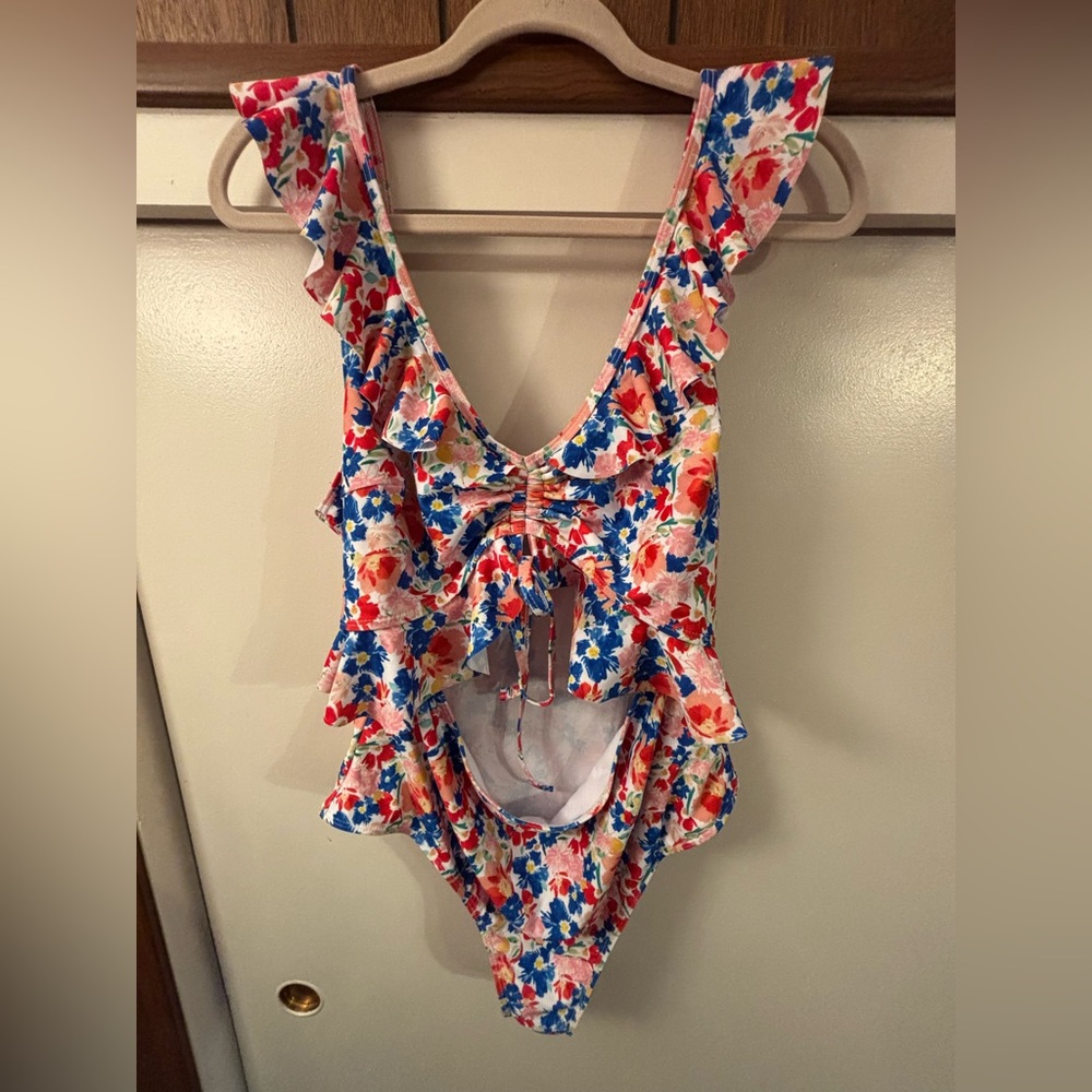 Floral Ruffle One-Piece Swimsuit